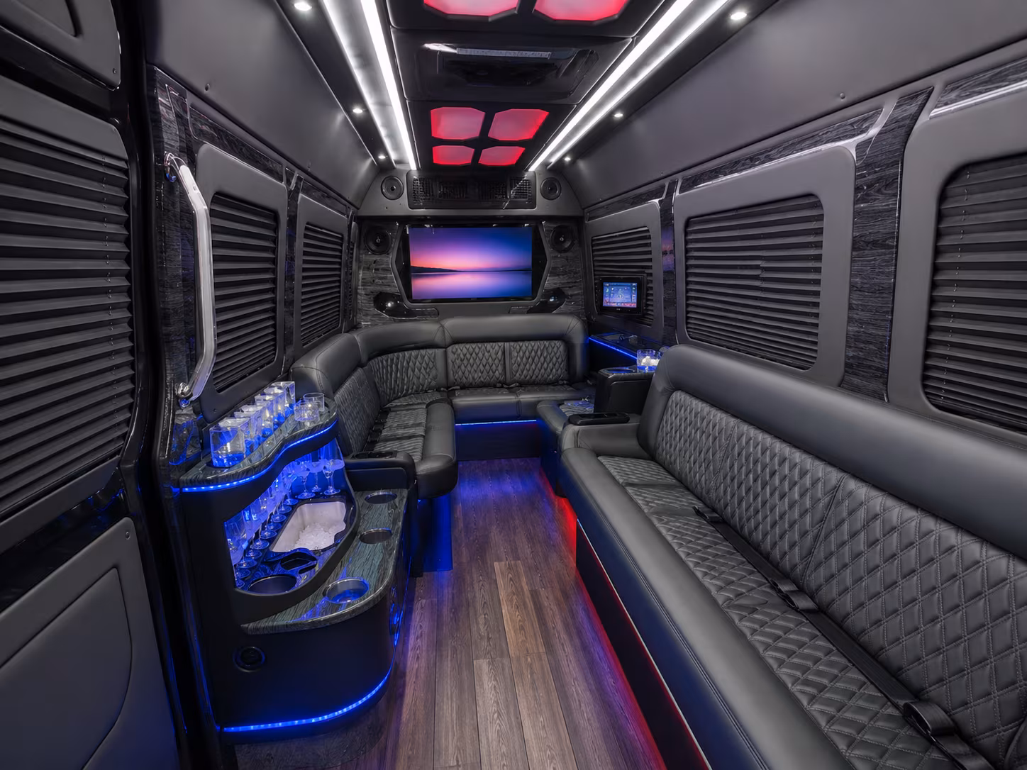 bus rental options for syracuse trips