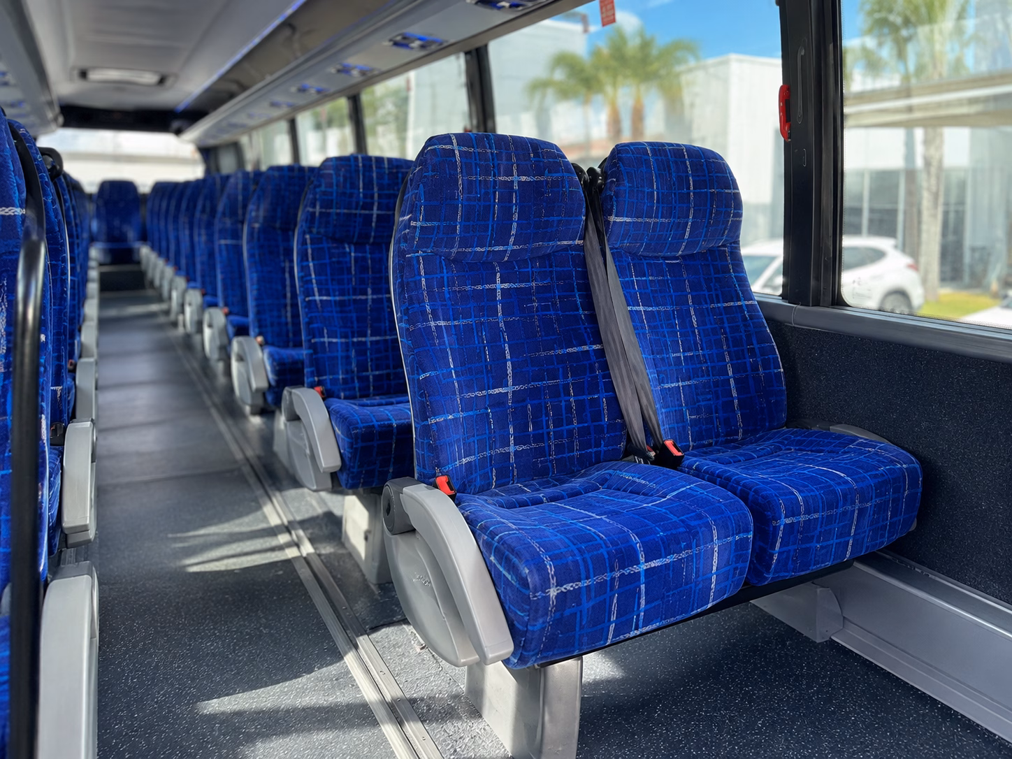 cayuga lake wine trail trips are easy when you compare buses first