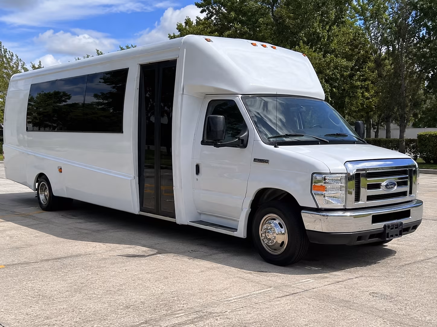 find syracuse prom party bus rental