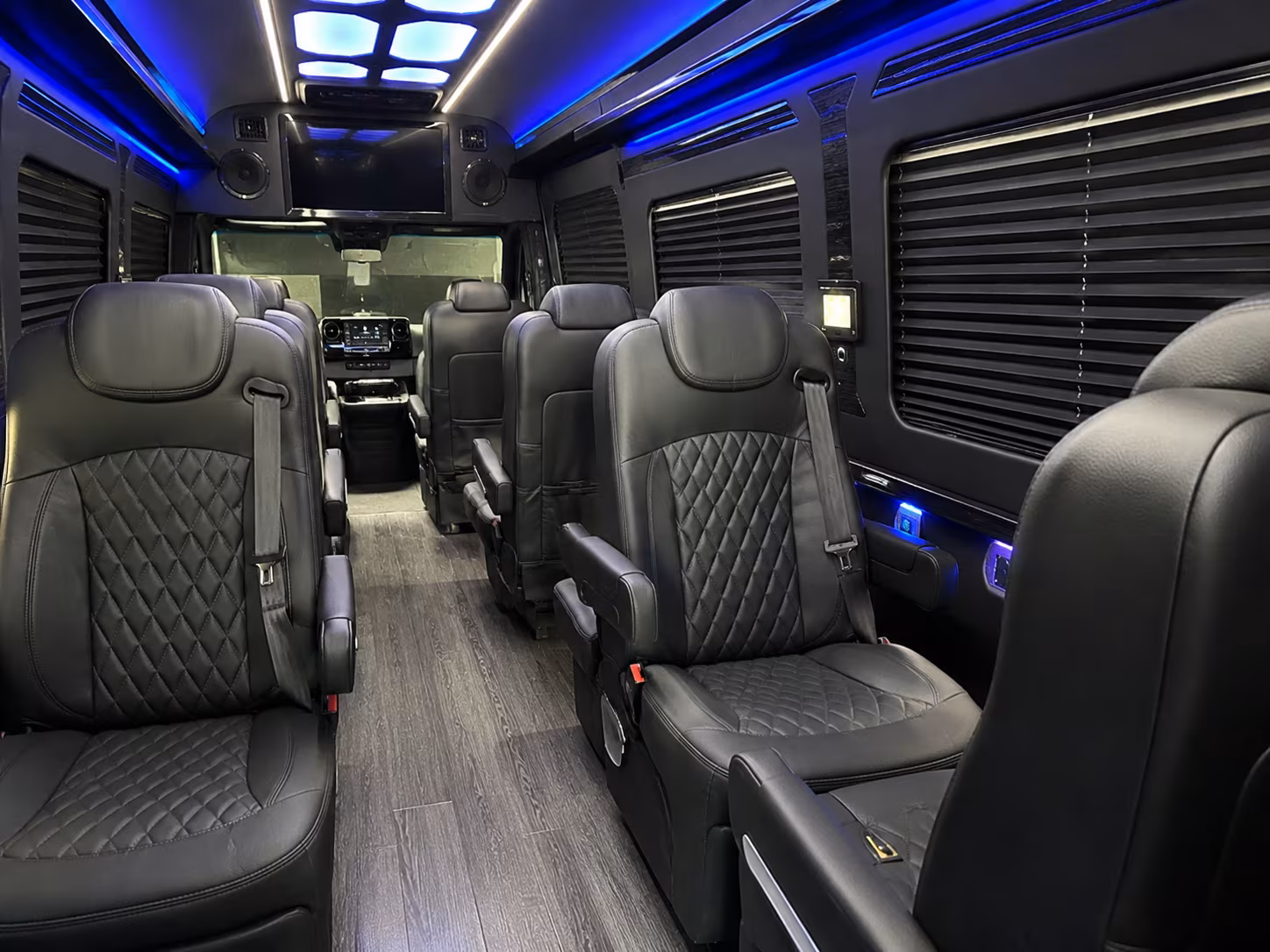syracuse airport transportation onboard seating