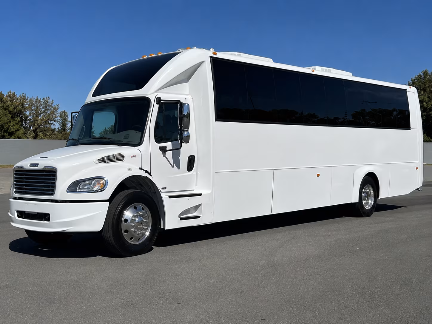 syracuse sporting event party bus rental
